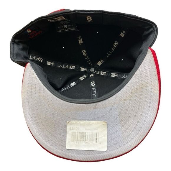 New Era 9Fifty MLB New York Yankee Black / Red Metal Badge Size 8 - Picture 5 of 9